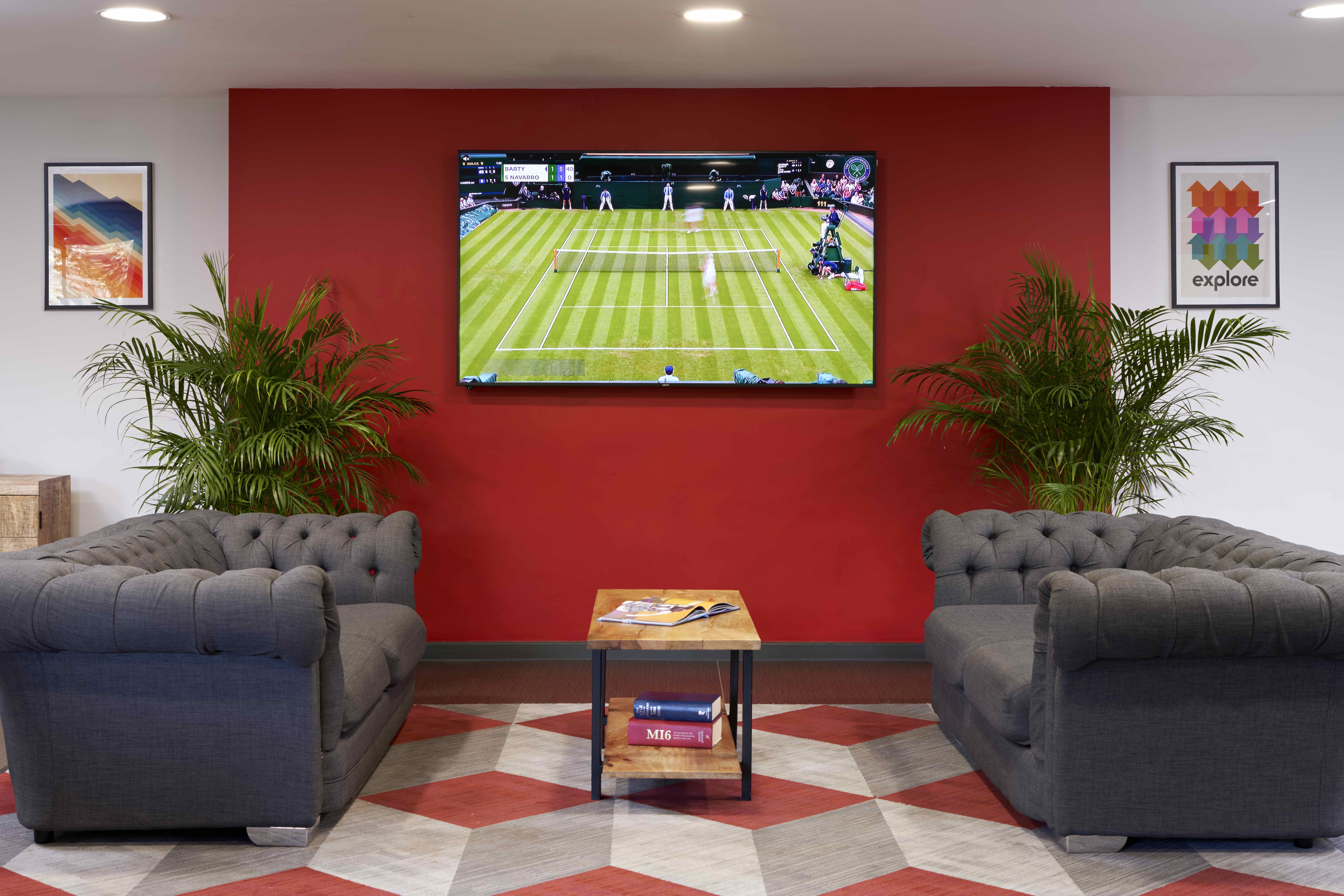 Leeds student accommodation tv area